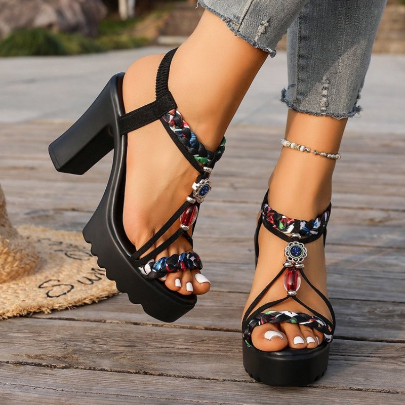 Ethnic Style - Nuovi Sandali Estivi 2026 da Donna